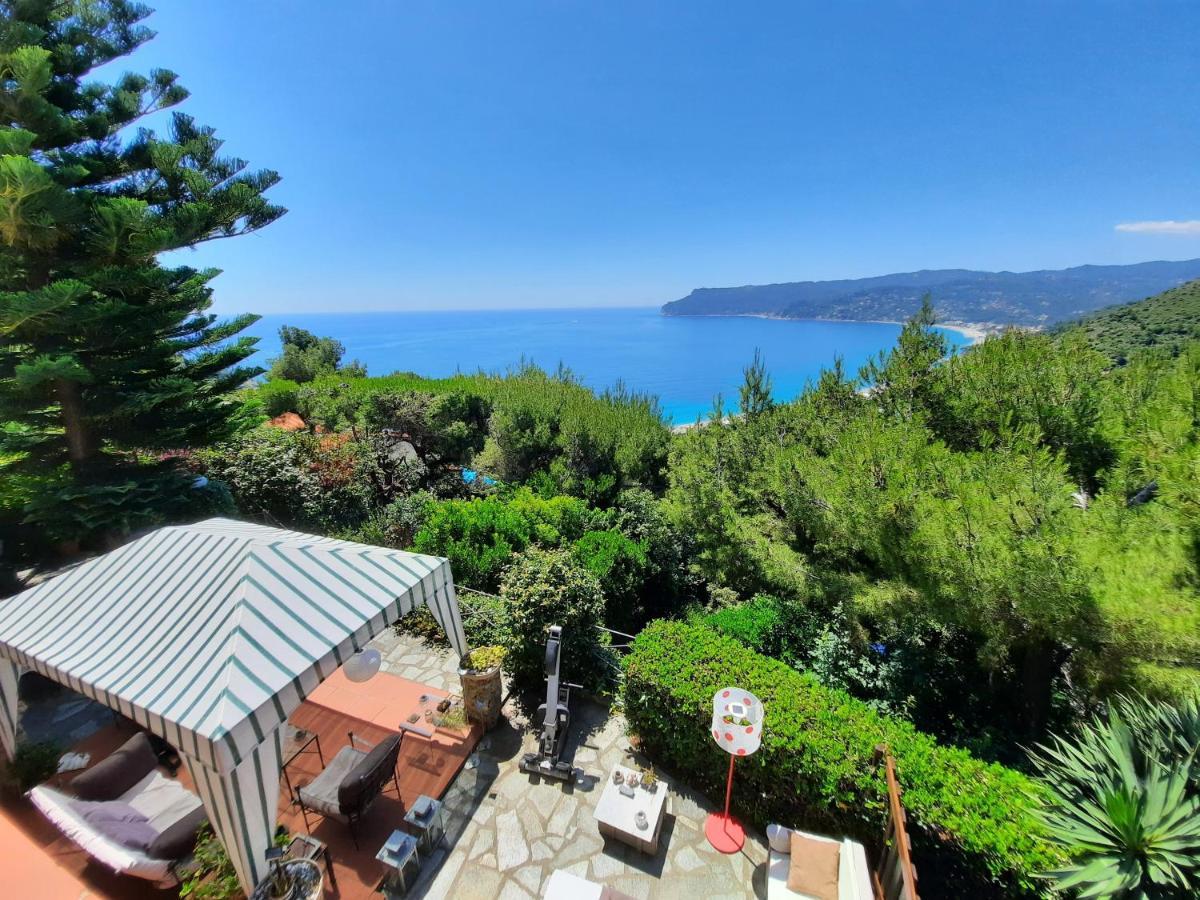 Le Terre Del Drago Apartment Bergeggi Exterior foto
